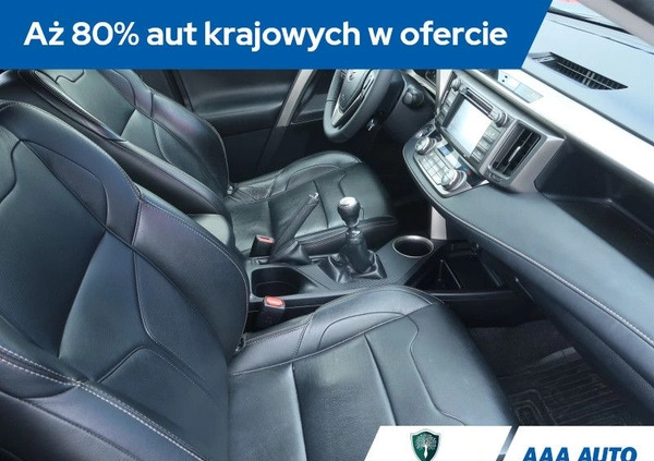 Toyota RAV4 cena 72000 przebieg: 143587, rok produkcji 2015 z Ustka małe 92